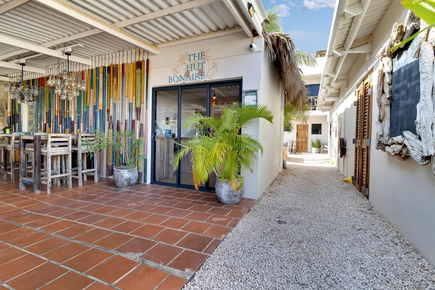 The Hut Bonaire Hotel Kralendijk  Exterior photo